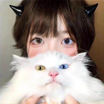 她的伪装